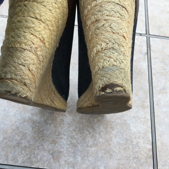 Fendi peep toe denim trim wedge espadrilles 37.5 - Picture 13 of 15